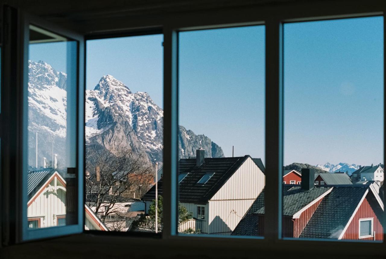 Trevarefabrikken Henningsvær Exterior foto