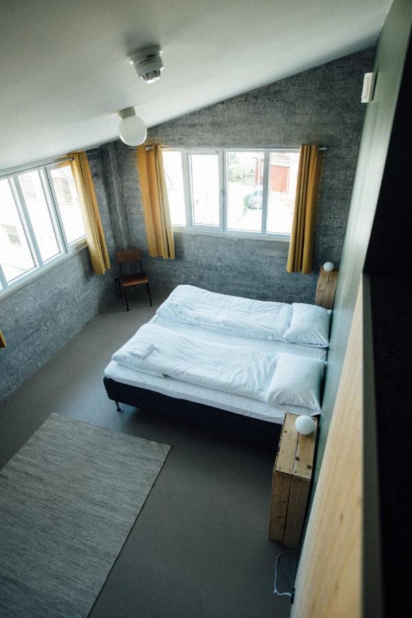 Trevarefabrikken Henningsvær Exterior foto