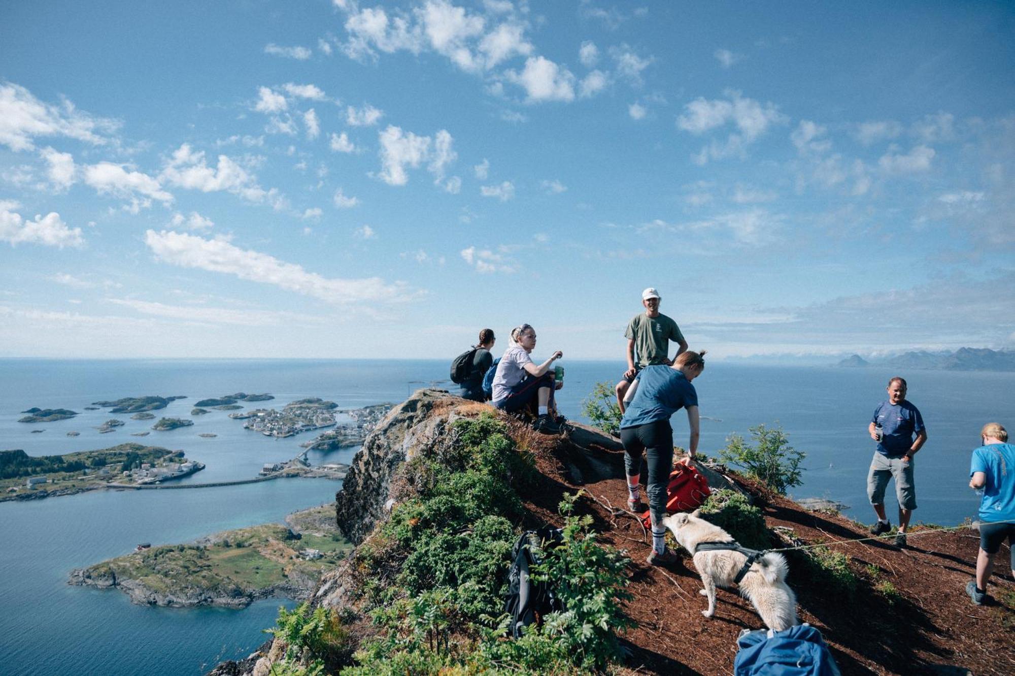 Trevarefabrikken Henningsvær Exterior foto